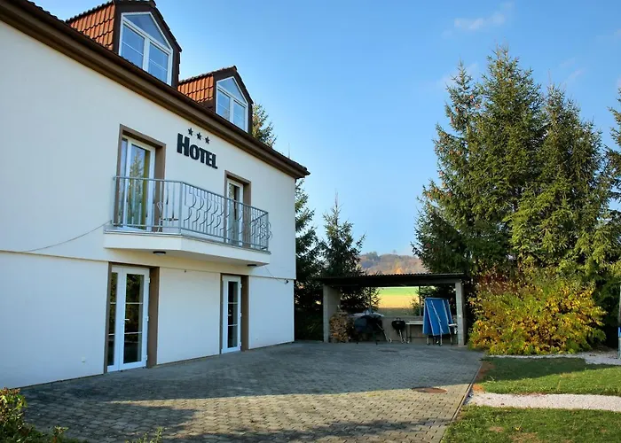 Brada 3* Jičín